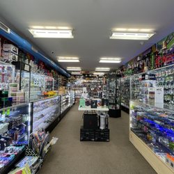 Ogden Tobacco And Vape - 420 FIRE SALE!!!! The one and only stop for me today!!!!! Holy F**K!