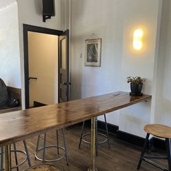 Spyhouse Coffee Roasters - Cute interior with lots of seating