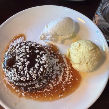 Cafe Cluny - Toffee Cake with Ice Cream - Breakfast & Brunch Near Me - New York, New York