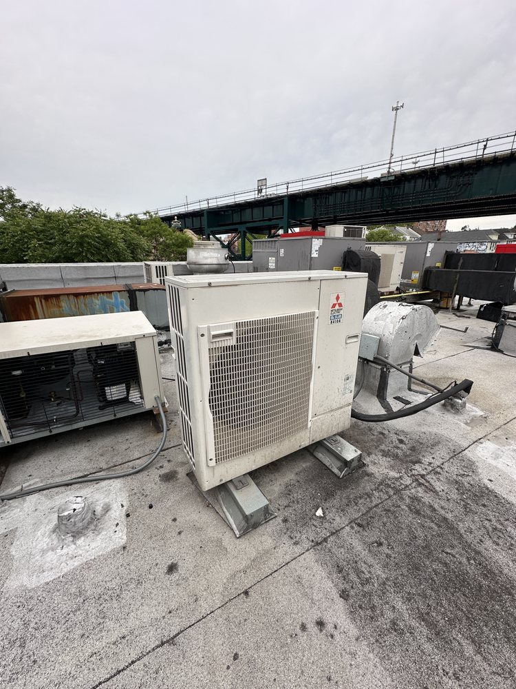 Slide of Mastertech Heating & Cooling