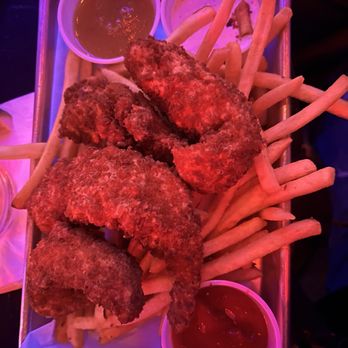 The Phoenix Bar & Lounge - 01/10/2026 yummy chicken fingers! Moist & fresh - Karaoke Near Me - Las Vegas, Nevada The Phoenix Bar & Lounge - 01/10/2026 yummy chicken fingers! Moist & fresh - Karaoke Near Me - Las Vegas, Nevada
