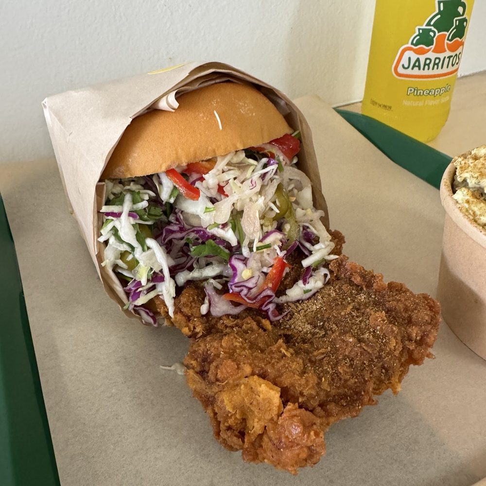 Daybird - Chicken Shop Near Me - Los Angeles, California