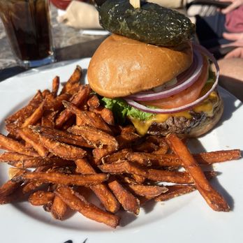 Wolf Creek Golf Club - Burger - Golf Near Me - Mesquite, Nevada