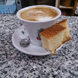 Mercado Municipal de Picanya - Café con leche + coca en llanda = 1,10€