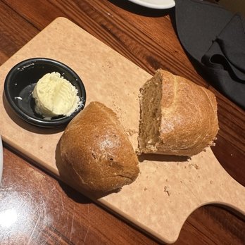LongHorn Steakhouse - Bread - American Near Me - Orlando, Florida LongHorn Steakhouse - Bread - American Near Me - Orlando, Florida