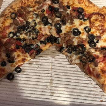 Seniores pizza - Beef pepperoni sausage and olive.  Sorry I dug in before snapping a photo .  :) - Pizza Near Me - Concord, California