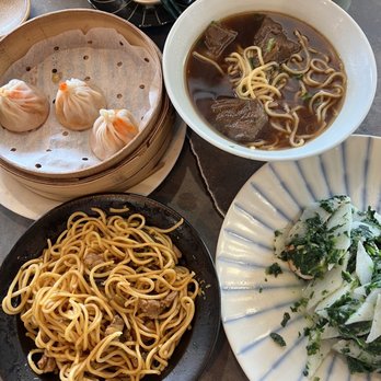 Tasty Moment - Pork + crab xiaolongbao (XLB), braised beef noodle soup, Shanghai greens w. Chinese yam and shrimp, scallion oil noodles w. spicy pork - Shanghainese Near Me - Edison, New Jersey Tasty Moment - Pork + crab xiaolongbao (XLB), braised beef noodle soup, Shanghai greens w. Chinese yam and shrimp, scallion oil noodles w. spicy pork - Shanghainese Near Me - Edison, New Jersey