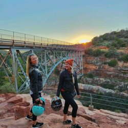 Iron Horse Freedom - Quick sunset stop on the Oak Creek Tour