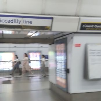 Holborn Tube Station - Tunnel - Public Transportation Near Me - London, XGL