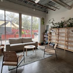 Soul Tribes Yoga + Meditation - Lobby