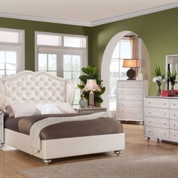 Lifestyle Furniture - 4PC Bedroom Set $1195