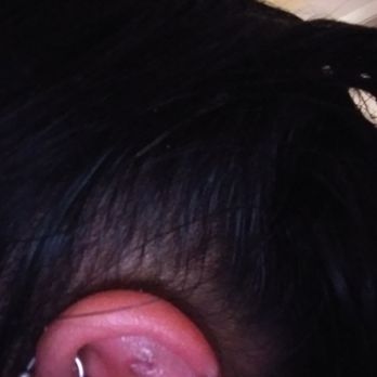 Eva's Body Art Kiosk - Earring popped out on botton and in middle where the bar was too tight..worst experience ever. - Piercing Near Me - Woodbridge, Virginia