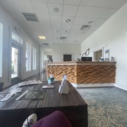 View Salado - Waiting area