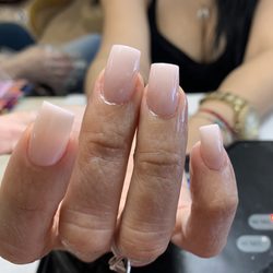 Apple Nails & Spa