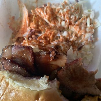 Doc's Smokehouse BBQ - Brisket sandwich & slaw - Barbeque Near Me - Cecil-Bishop, Pennsylvania