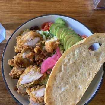 Berkeley Social Club - KFC Avocado Salad - Breakfast & Brunch Near Me - Berkeley, California