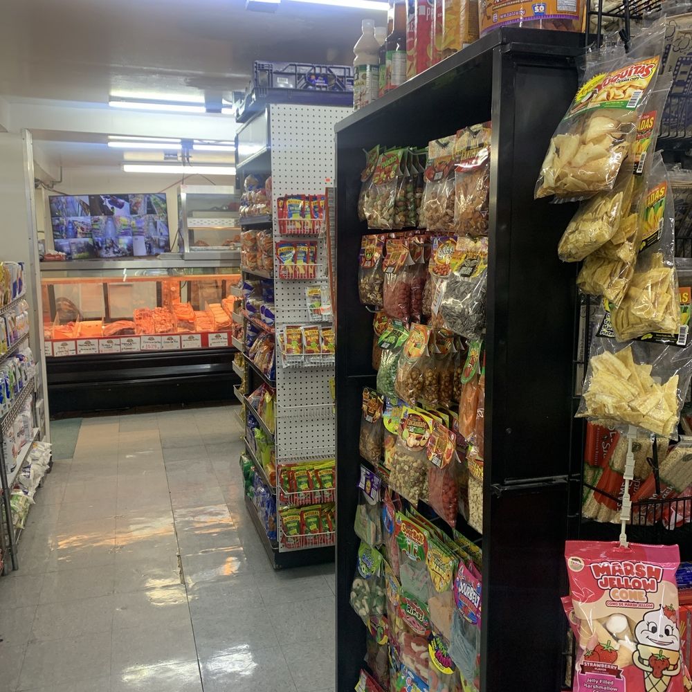 La Loma - The meat counter. - Grocery Near Me - San Pablo, California