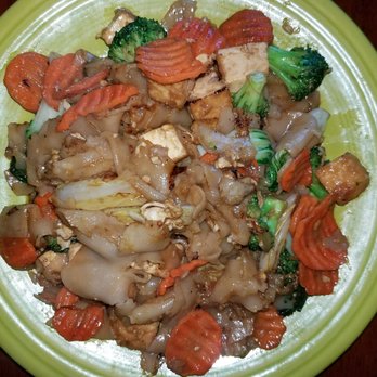 Saigon -2- Siam Bistro - Pad See Ew with Tofu - Vietnamese Near Me - Gilroy, California Saigon -2- Siam Bistro - Pad See Ew with Tofu - Vietnamese Near Me - Gilroy, California