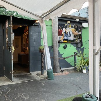 Huddy’s - Outdoors - Gastropubs Near Me - Redondo Beach, California Huddy’s - Outdoors - Gastropubs Near Me - Redondo Beach, California