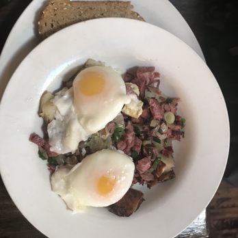 Tune-Up Cafe - Corn beef hash - New Mexican Cuisine Near Me - Santa Fe, New Mexico Tune-Up Cafe - Corn beef hash - New Mexican Cuisine Near Me - Santa Fe, New Mexico