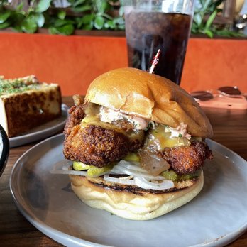 Jojo - Mr Onion with nashville hot chicken - American Near Me - Portland, Oregon