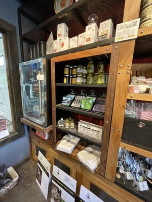 New World Distillery by null