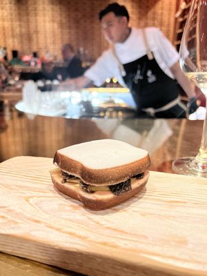 é by José Andrés by null