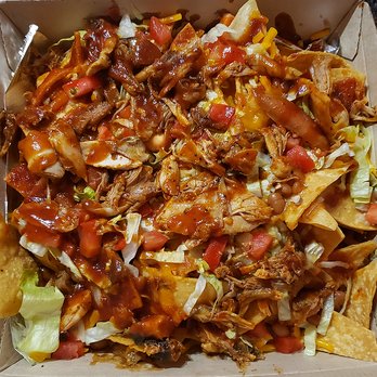 Famous Dave's - Rather cold BBQ sauce on chicken nachos, :( - Barbeque Near Me - Downey, California