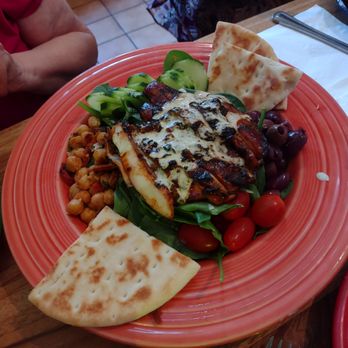Tower Cafe - Brazilian Chicken Salad - Breakfast & Brunch Near Me - Sacramento, California