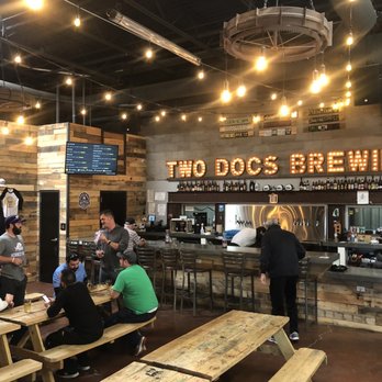 Two Docs Brewing - Bar area - Breweries Near Me - Lubbock, Texas