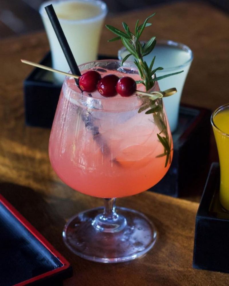 Banzai Sushi Bar photo 2