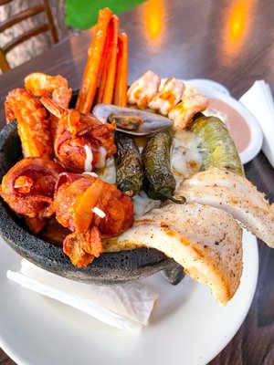 Emporio Sushi & Mariscos by null