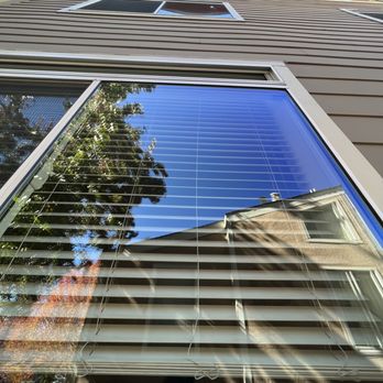 B & B Window and Gutter Cleaning - After photo of clean windows - Window Washing Near Me - Citrus Heights, California B & B Window and Gutter Cleaning - After photo of clean windows - Window Washing Near Me - Citrus Heights, California
