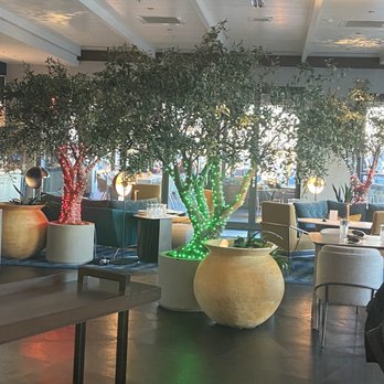 Smoke & Mirrors - Lounge leading to patio on rooftop - Bars Near Me - Washington Dc, District of Columbia