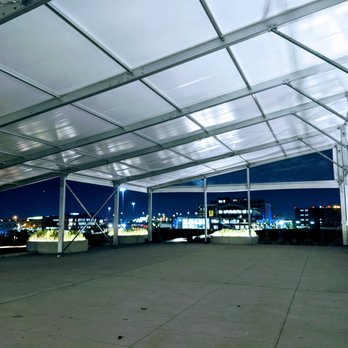 Skylawn Rooftop at POST HTX - Lounges Near Me - Houston, Texas Skylawn Rooftop at POST HTX - Lounges Near Me - Houston, Texas