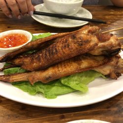 泰仔美食 - Yummy skewered spatchcocked chicken wings