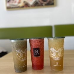 DaYung's Tea - Jade lemon with chia seeds, strawberry beauty, and jade lemon without toppings