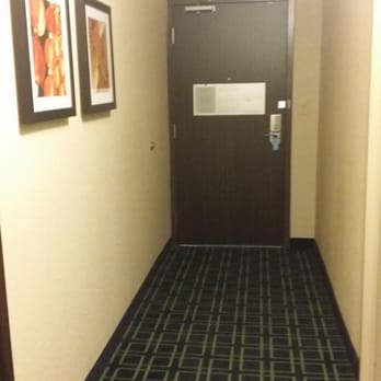 Fairfield by Marriott Inn & Suites Washington, DC/Downtown - Long dark hallway....the night is dark and full of terrors. - Hotels Near Me - Washington, DC, District of Columbia