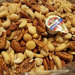 Sunnyland Farms - Heavenly Mix -the creamer helps gauge nut size