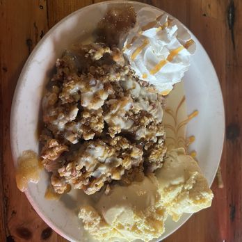Front Range Barbeque - Apple cobbler - Barbeque Near Me - Colorado Springs, Colorado Front Range Barbeque - Apple cobbler - Barbeque Near Me - Colorado Springs, Colorado