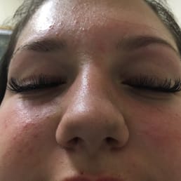 Medium length lashes by Mary
