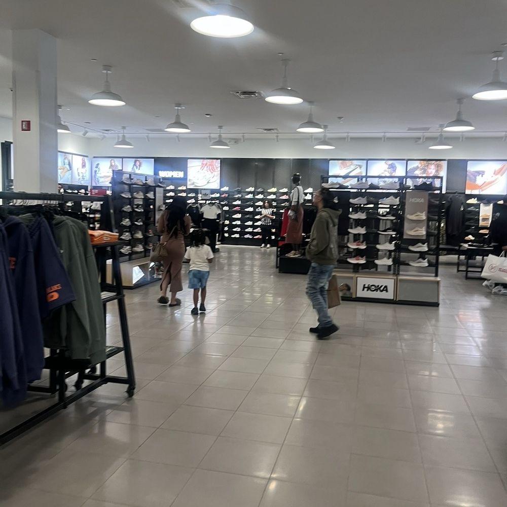 mega outlet nike e shop