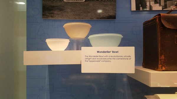 Tupperware by null