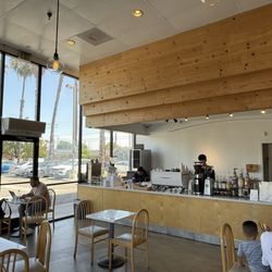 Coffee Code - Interior, warm & modern