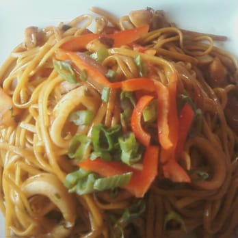 Coracora - TALLARIN SALTADO DE MARISCOS - Seafood with pasta and soy sauce - Latin American Near Me - West Hartford, Connecticut Coracora - TALLARIN SALTADO DE MARISCOS - Seafood with pasta and soy sauce - Latin American Near Me - West Hartford, Connecticut