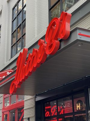 Hattie B's Hot Chicken - Nashville - Midtown by null