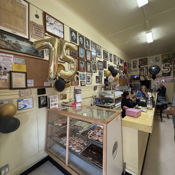 Red's Donuts - Donuts Near Me - Monterey, California Red's Donuts - Donuts Near Me - Monterey, California