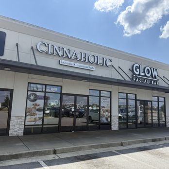 Cinnaholic - Outside - Bakeries Near Me - Warner Robins, Georgia Cinnaholic - Outside - Bakeries Near Me - Warner Robins, Georgia
