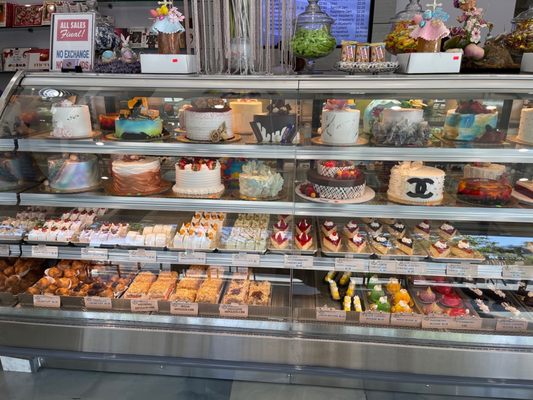 Art's Bakery & Cafe by null