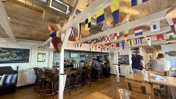 PORT Waterfront Bar & Grill by null